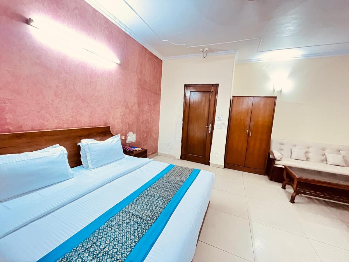 Ashoka Hotel Karol Bagh Delhi Yeni Delhi Dış mekan fotoğraf