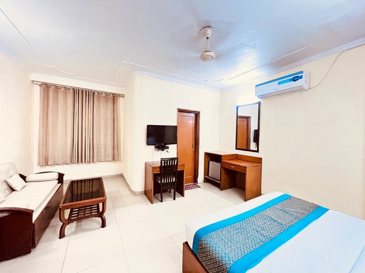 Ashoka Hotel Karol Bagh Delhi Yeni Delhi Dış mekan fotoğraf