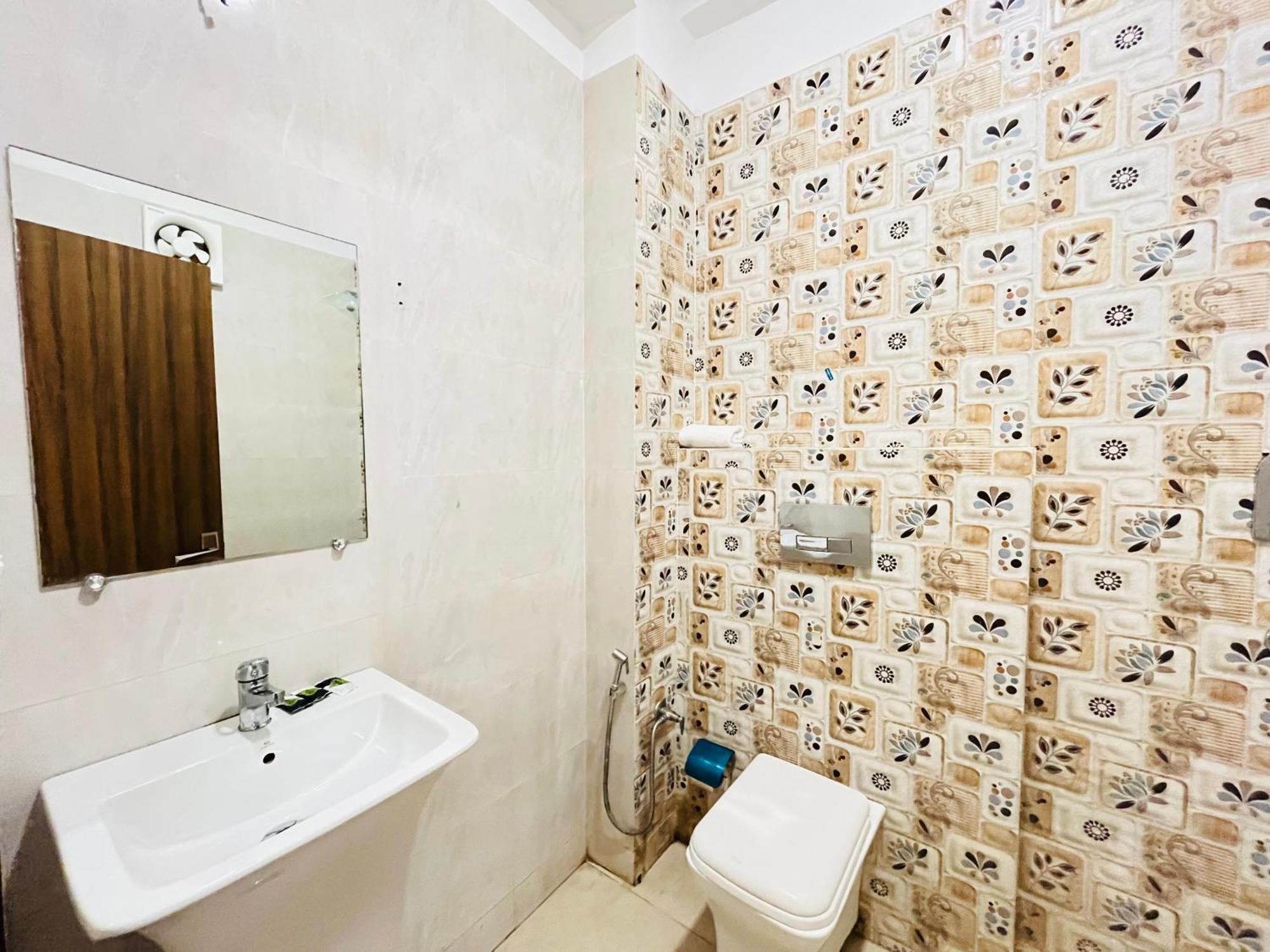 Ashoka Hotel Karol Bagh Delhi Yeni Delhi Dış mekan fotoğraf