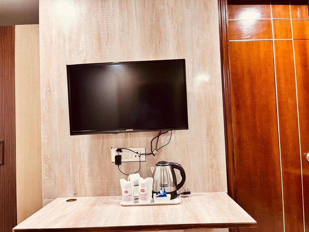 Ashoka Hotel Karol Bagh Delhi Yeni Delhi Dış mekan fotoğraf
