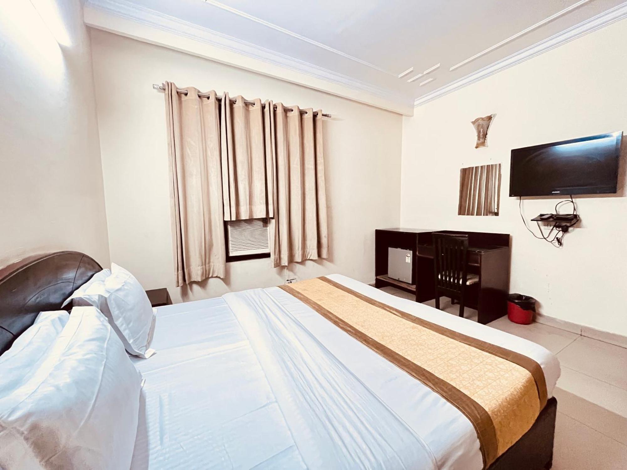 Ashoka Hotel Karol Bagh Delhi Yeni Delhi Dış mekan fotoğraf